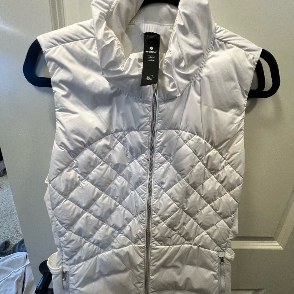 lululemon athletica White Quilted Sleeveless Puffer Vest